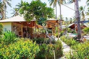 Gili Tenda Resort