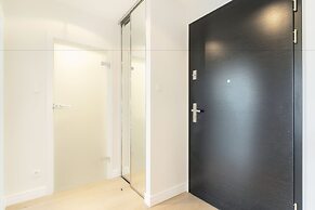 Luxury Apartments - Okrzei Residence