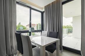 Luxury Apartments - Okrzei Residence