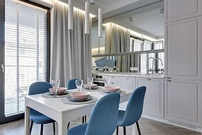 Luxury Apartments - Okrzei Residence