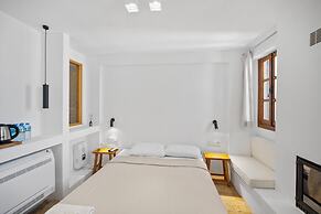 Kaya Guest House