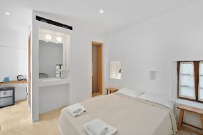 Kaya Guest House
