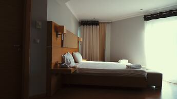 Roxx Suite Deluxe & Spa Hotel