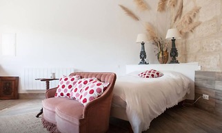 Château Latour Segur Suites & Spa