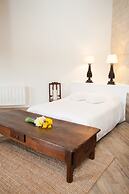 Château Latour Segur Suites & Spa