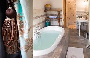 Château Latour Segur Suites & Spa
