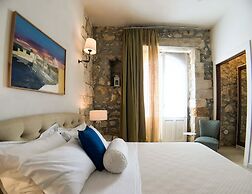 Calarossa beachfront apartment