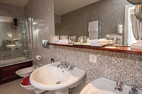 Hotel Des Trois Couronnes