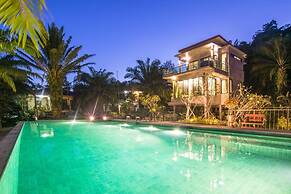 Krabi Green Hill Pool Villas