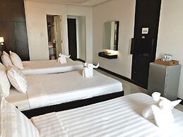Ninong's Hotel
