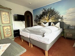 Hotel Zartenbach B&B
