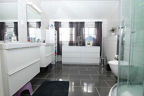 Solferie Holiday Home - Korsvikkilen