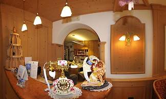 Hotel Pian Castello