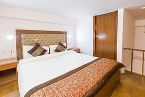 OYO 15515 Hotel Landmark Inn