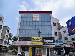 OYO 12854 Hotel Sahara Inn