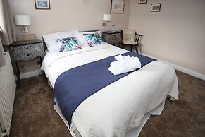 Merrymouth Inn