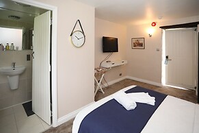 Merrymouth Inn