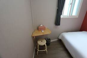HAH Guesthouse