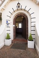 The Cottage Hotel