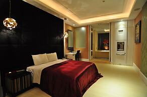 Seven Star Motel