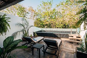 Mia Bacalar Luxury Resort & Spa