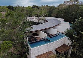 Mia Bacalar Luxury Resort & Spa
