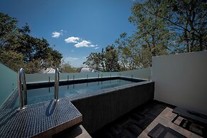 Mia Bacalar Luxury Resort & Spa
