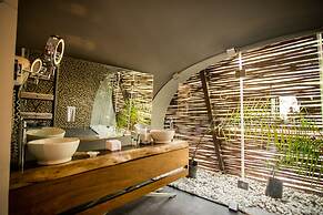 Mia Bacalar Luxury Resort & Spa