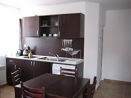 Four Leaf Clover Apartments to Rent