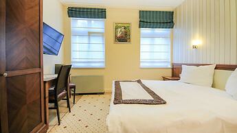 Hotel Apollo