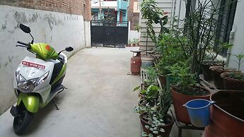 BnB Royal Tourist House