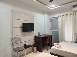 Indira Lodge
