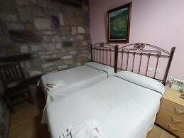 Hotel Rural Caminomedulas