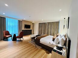 Hyphen Business Hotel
