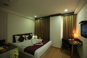 Hyphen Business Hotel