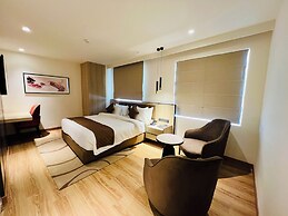 Hyphen Business Hotel