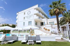 Bianco Riccio Suite Hotel