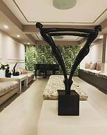 Bianco Riccio Suite Hotel