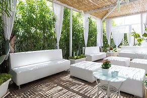 Bianco Riccio Suite Hotel