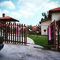Karyon Apartments