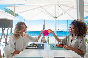One Ibiza Suites