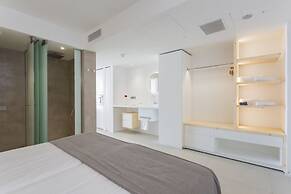 One Ibiza Suites