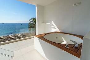 One Ibiza Suites