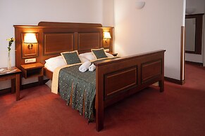 U Medvidku - Brewery Hotel