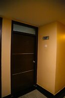 Iroomz Hotel Pawan