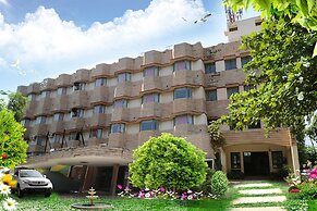 Iroomz Hotel Pawan