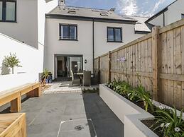 5 Ocean Heights