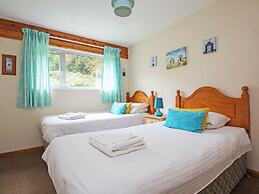 4 Manorcombe