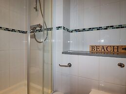 47 Bredon Court