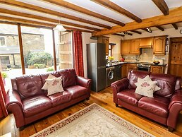 Midfeather Cottage